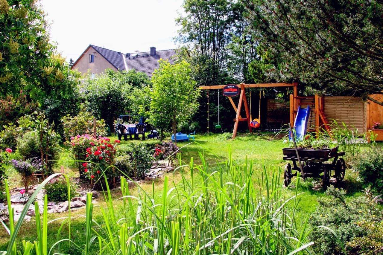 Familien-Ferienwohnung Haustein Konigswalde Exterior foto